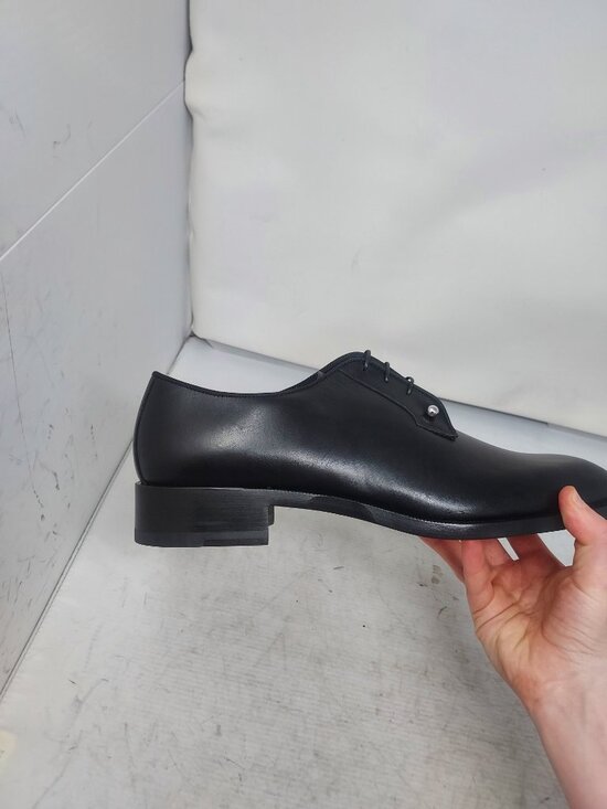 Christian Louboutin Black Chambeliss Leather Oxford Shoe main image 4
